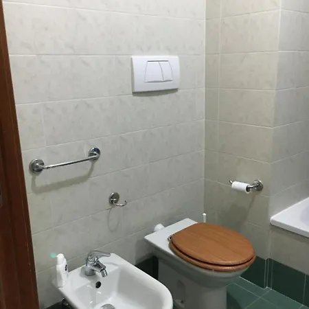 Apartment Il Porto 2 *